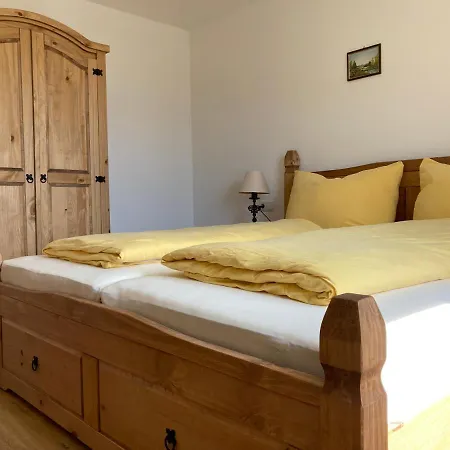 Heissgut Apartman *