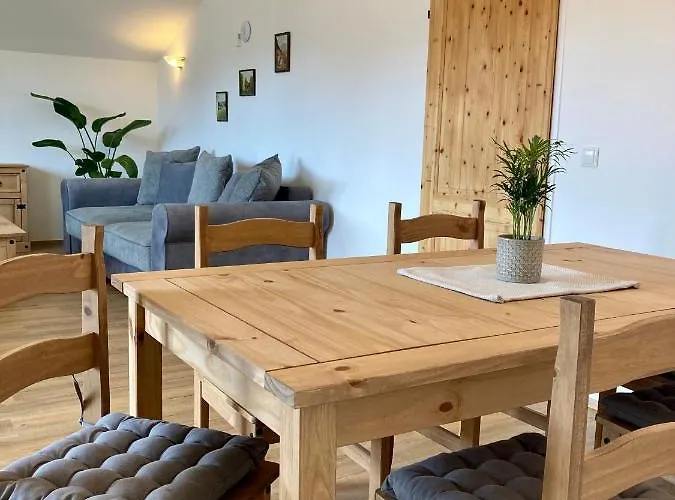 Heissgut Apartman *